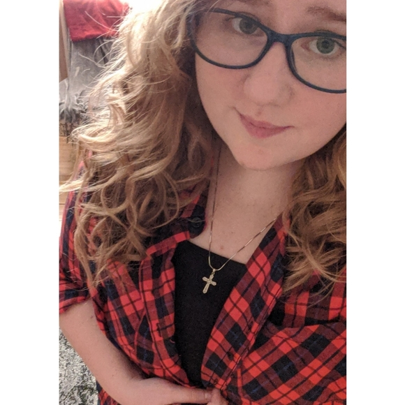 Meet your Posher, Annah - Picture 1 of 1